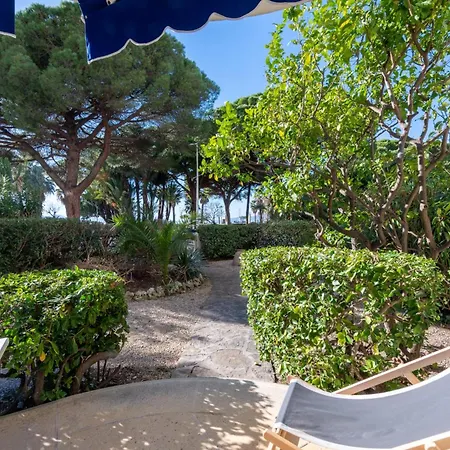 Apartment Garden-level In Palm With Garage Cannes